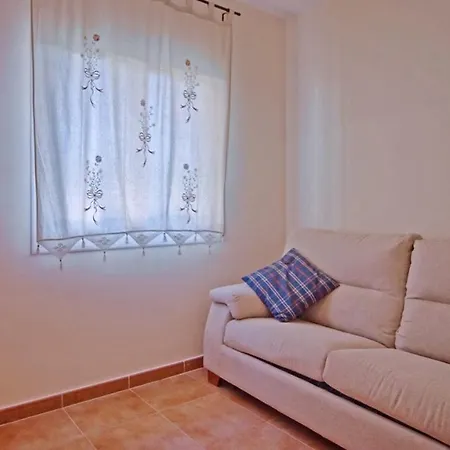 Sleeps 6 With Pool And Wifi *