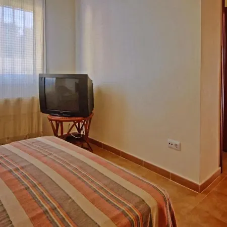 Sleeps 6 With Pool And Wifi *